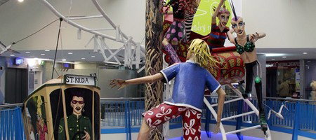 Acland Court Shopping Centre - Stayed 1