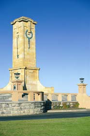 Fremantle War Memorial - Stayed 0