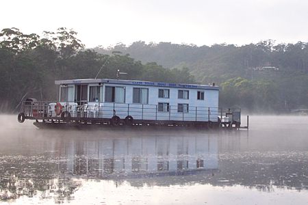 Clyde River Houseboats - Stayed 1