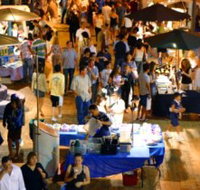 Surfers Paradise Beachfront Markets - Stayed