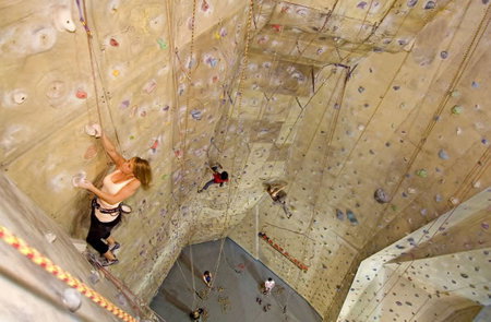 Cliffhanger Climbing Gym - Stayed 3
