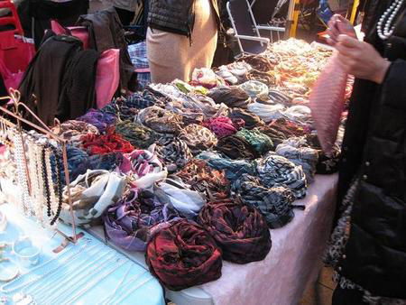 Chinatown Night Market - Stays Accommodation 1