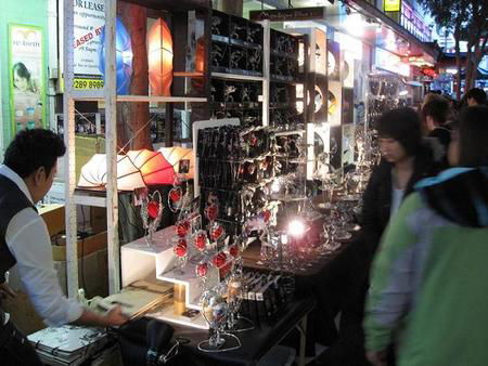 Chinatown Night Market - Stays Accommodation 2