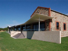 Angove McLaren Vale Vineyards And Cellar Door - Stays Accommodation 0