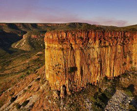 Cockburn Range - Stayed 0