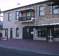 Beachport Old Wool And Grain Store Museum - Stayed