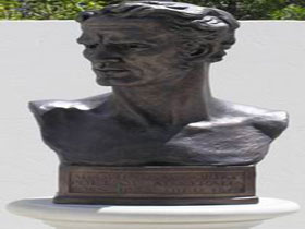 Adam Lindsay Gordon Bronze Bust - Stayed 0