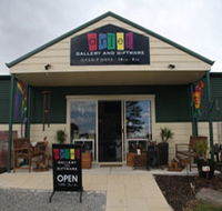 Artel Gallery and Giftware - Stays Accommodation