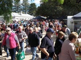 Stansbury Seaside Markets - Stayed 0