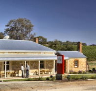 Two Hands Wines - Stays Accommodation