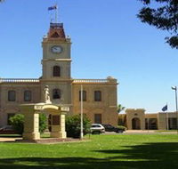 Discovering Historic Kadina Town Walk - Stayed