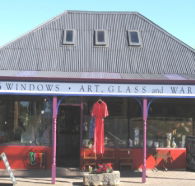 3 Windows Gallery - Stayed