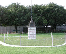 Pinkenba War Memorial - Stayed 0