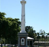 World War I Memorial Cenotaph and Jubilee Park - Stayed