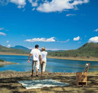Lake Maroon - Stays Accommodation
