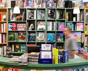 Lorne Beach Books - Stayed 0