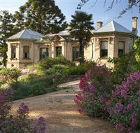 Buda Historic Home  Garden - Stayed
