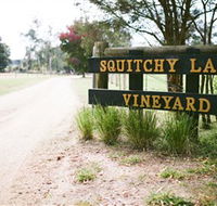 Squitchy Lane Vineyard - Stayed