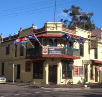 The Nags Head Hotel - Stays Accommodation