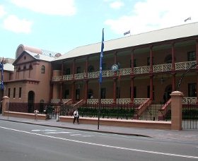 Parliament House - Stays Accommodation 0