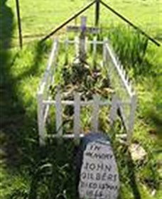 Johnny Gilberts Grave - Stayed 0