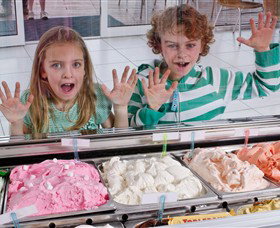 A Maze'N Things - Stayed 6