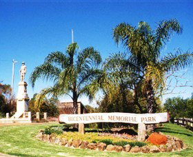 Greenmount War Memorial - Stayed 2