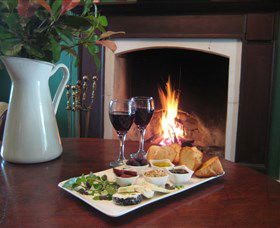 Ambermere Inn - EST 1845 - Stays Accommodation 0