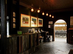 Maximilian's Restaurant And Sidewood Estate Cellar Door - Stayed 1
