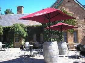 The Old Clarendon Inn And Millers Restaurant - Stays Accommodation 1