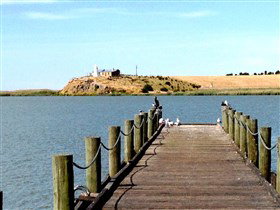 Point Malcolm Lighthouse - Stayed 0