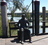 Captain John Egge Statue - Stays Accommodation