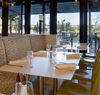 Curve Cafe  Bar - Stayed