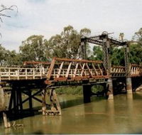 Swan Hill - Murray River Road Bridge - Stayed