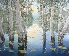 Framed Art Gallery - Stayed 3