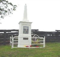 Evelyn Scrub War Memorial - Stays Accommodation