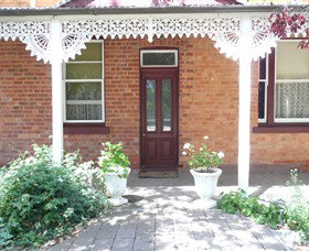 Simply Tomatoes - Stayed 3