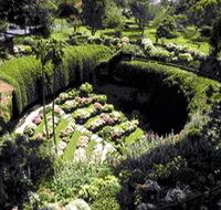 Umpherston Sinkhole - Stayed