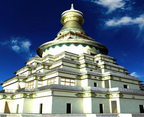 The Great Stupa Of Universal Compassion - Stayed 0