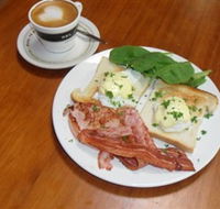 Breretons Bakery and Coffee Lounge - Stayed