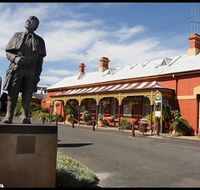 Forbes Railway Arts and Visitor Information Centre - Stayed