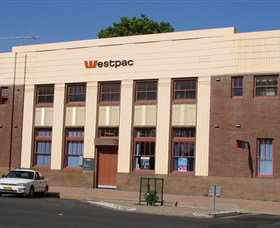 Moree Heritage And Art Deco Guided Walk - Stayed 2
