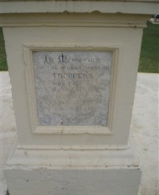 The Coronation Lamp Memorial - Stayed 2