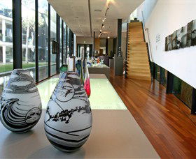 National Art Glass Collection - Stayed 2