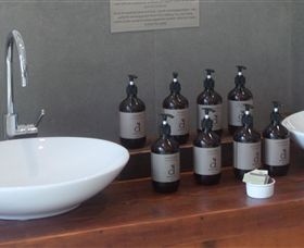 Dindi Naturals - Stayed 2