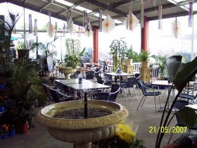 Warwicks Gardens Galore - Stays Accommodation 0