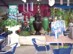 Warwicks Gardens Galore - Stays Accommodation 3