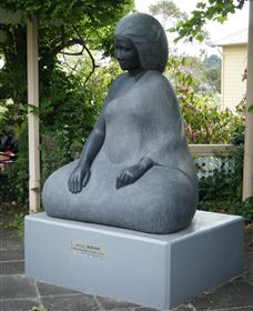 Peace Memorial - Stayed 0