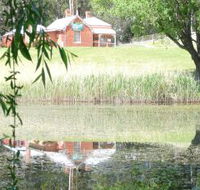 Queanbeyan Art Society - Stayed