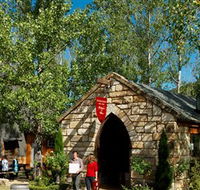 Stonehurst Cedar Creek Vineyard - Stayed